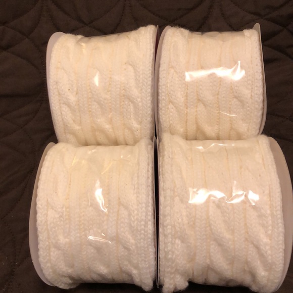 RIBBON CREAMY WINTER WHITE CABLE KNIT STRETCHY - 4 SPOOLS 3.5”x6ft each - #199 - Picture 4 of 6